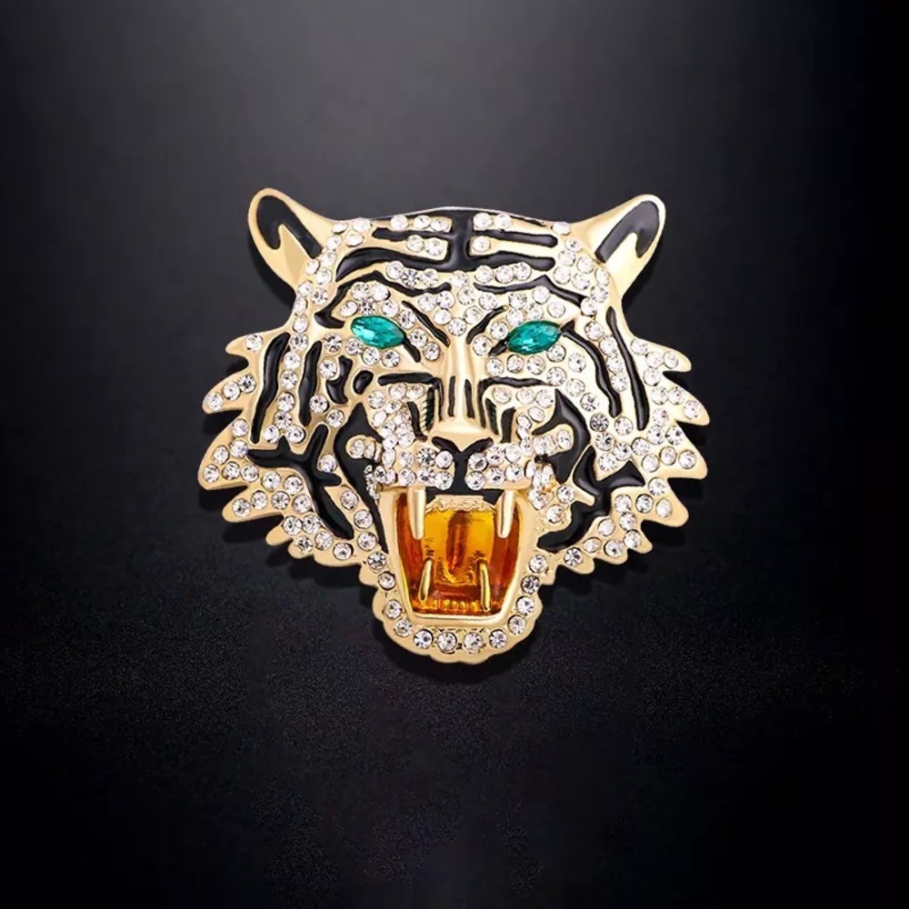 CHRYSTAL TIGER BROOCH / PIN / PENDANT - UNISEX